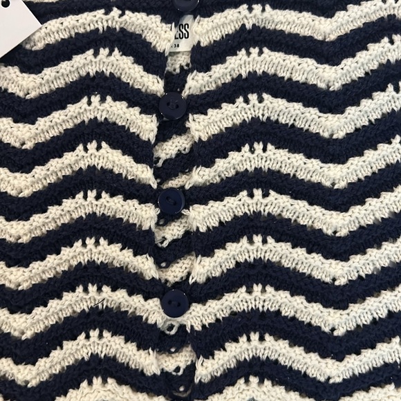 4TH & RECKLESS island crochet Knitted Crop top in navy & white Size M - Picture 9 of 9